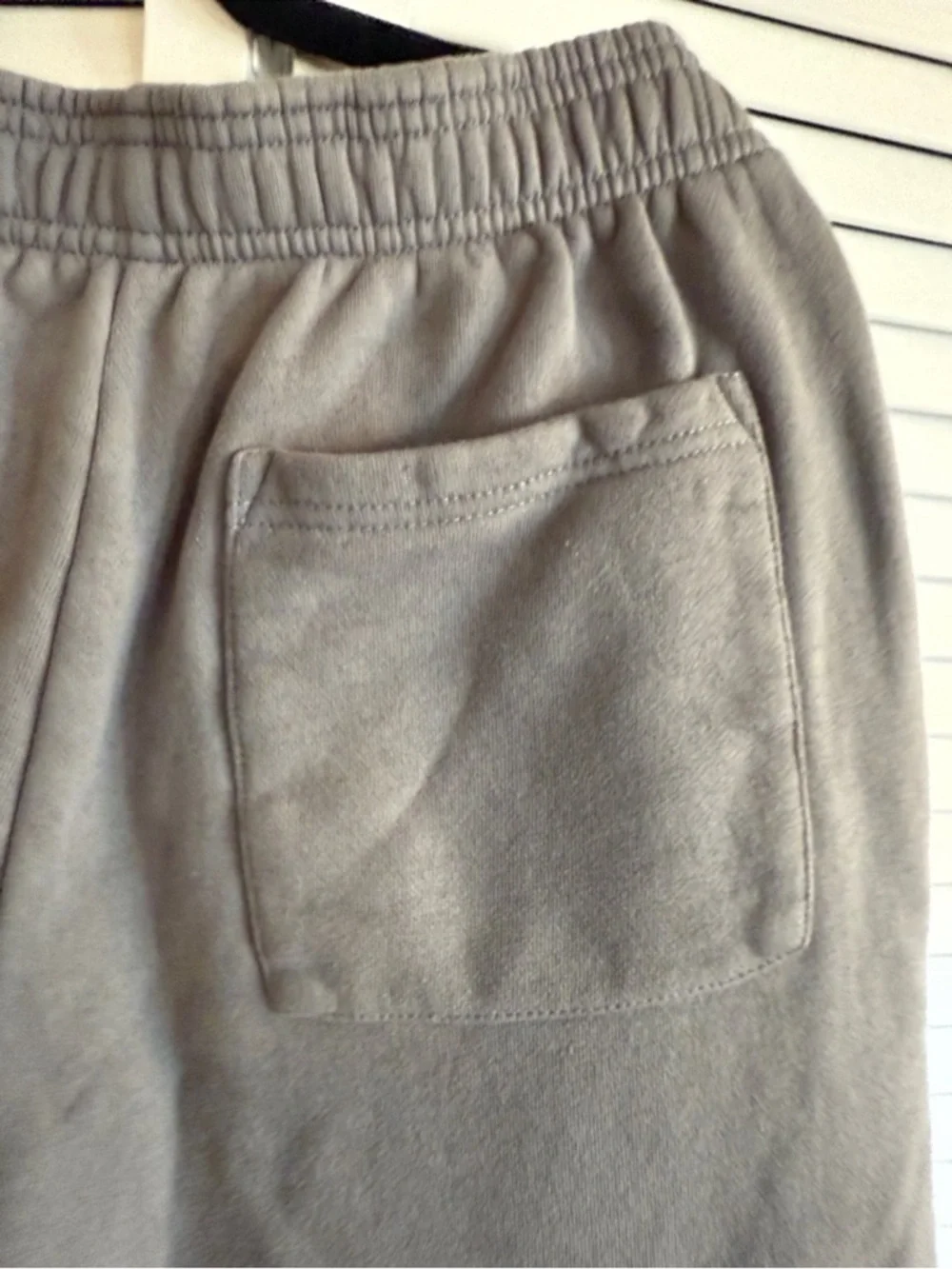 Taylor‎ Swift TTPD GRAY EMBOSSED SWEATPANTS size M - Picture 9 of 11